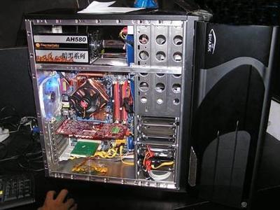 電腦主機(jī)機(jī)箱拆解指南 安全步驟與注意事項(xiàng)